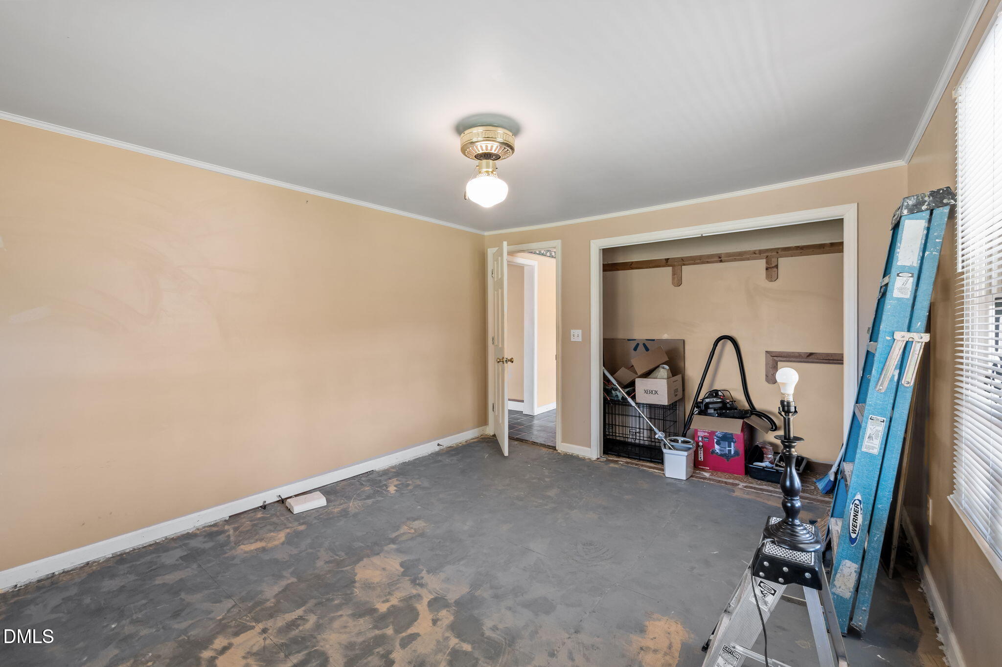212 Thomas Humphries Road Roxboro, NC 27574 - Photo 24 of 56 a view of a livingroom with furniture