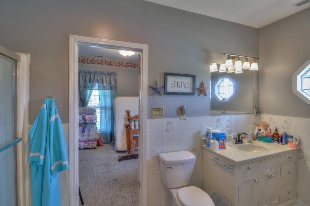86 Oak Grove Road Decherd, TN 37324 - Photo 13 of 37