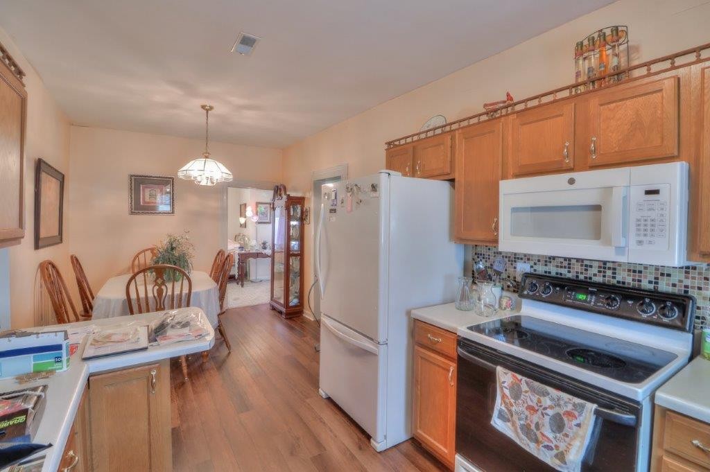 86 Oak Grove Road Decherd, TN 37324 - Photo 6 of 37