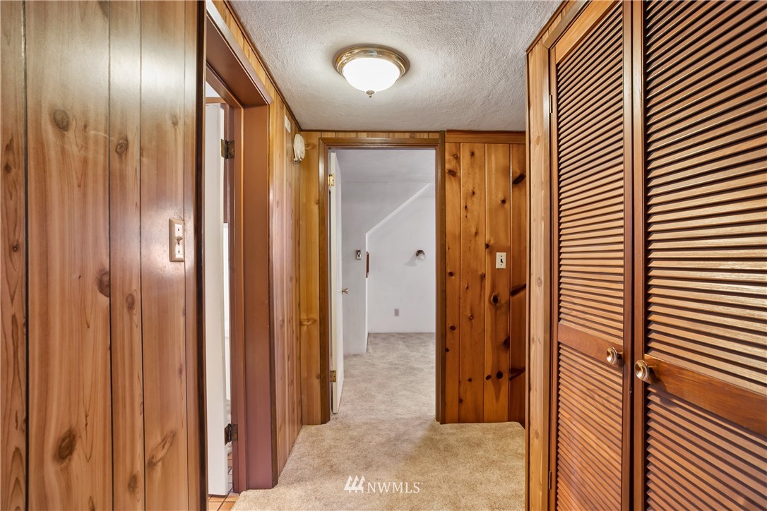 3945 Grove Road Northwest Olympia, WA 98502 - Photo 22 of 40 Gallery Image 22