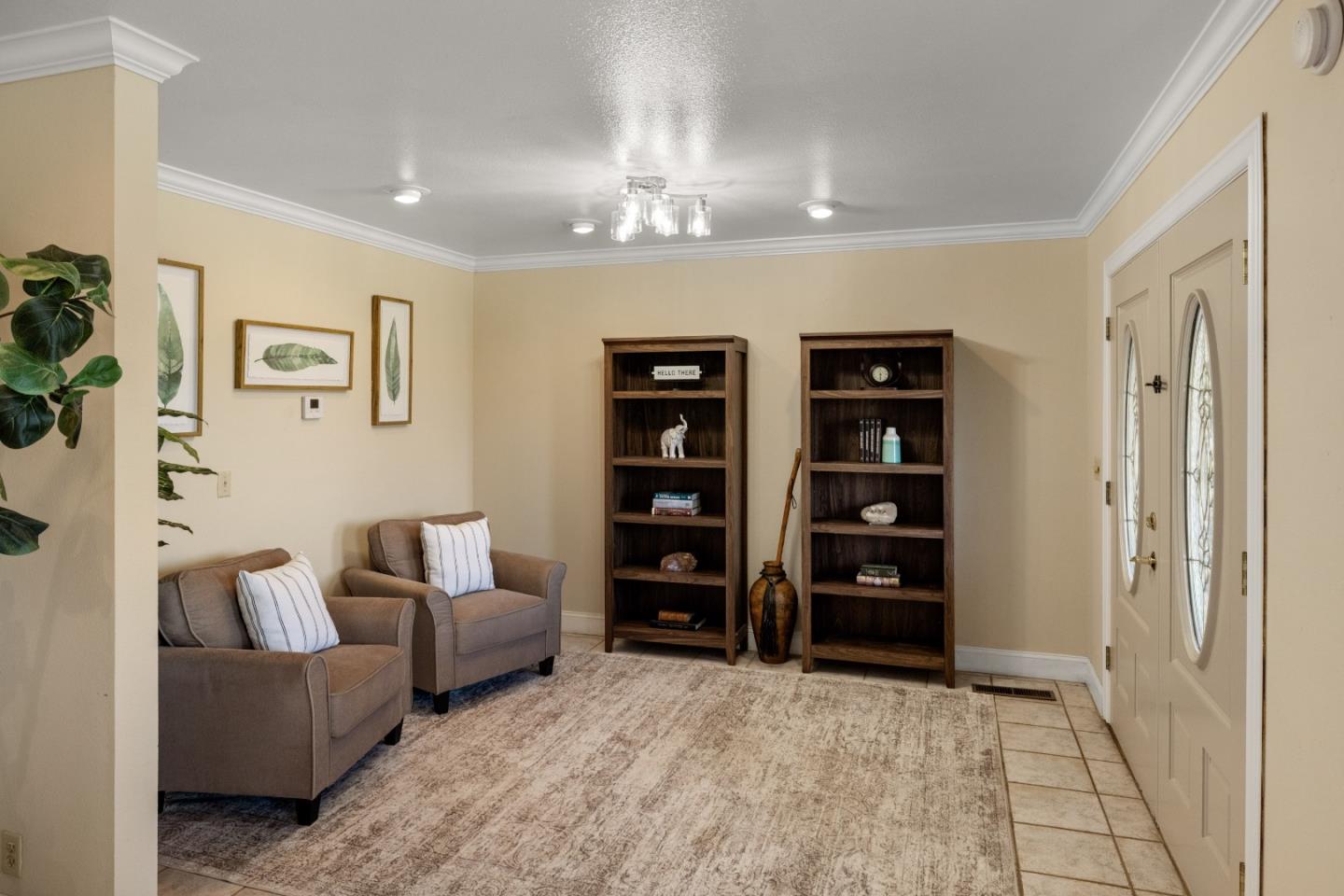 268 Espinosa Road Salinas, CA 93907 - Photo 3 of 23