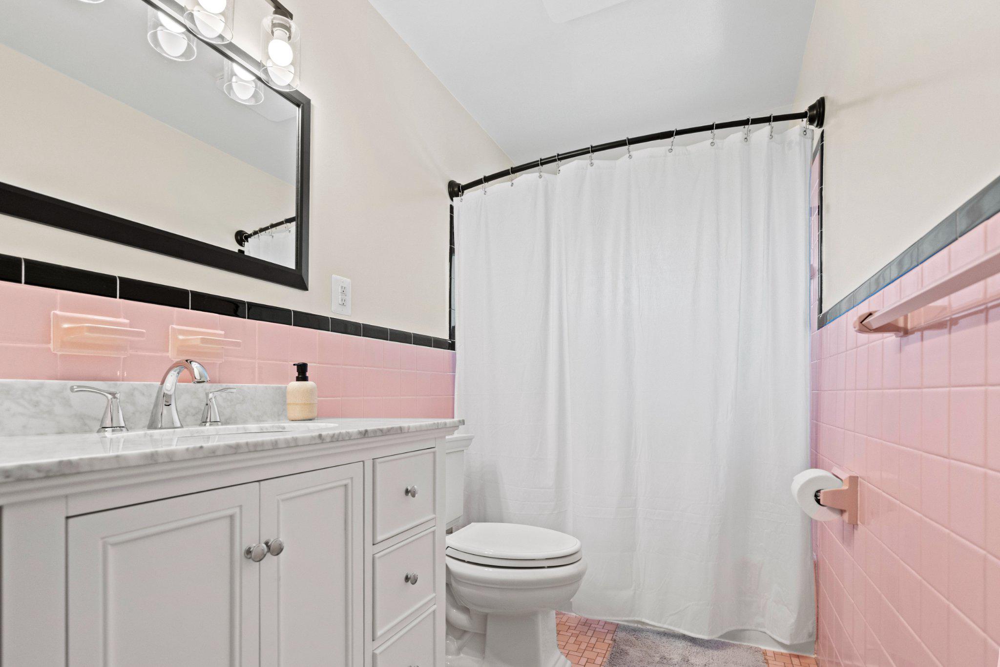 407 Plumtree Road Bel Air, MD 21015 - Photo 19 of 38 Full Bathroom