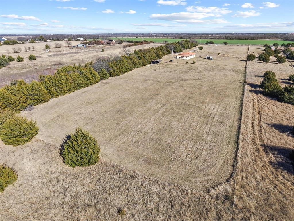 5777 State Highway 160 Whitewright, TX 75491 - Photo 4 of 36 a view of outdoor space with ocean view