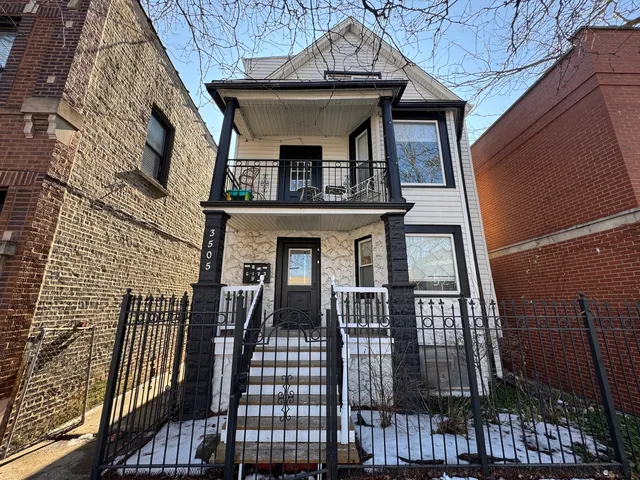 $635,000 | 3505 West Montrose Avenue, Chicago, IL 60618