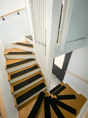 $635,000 | 3505 West Montrose Avenue, Chicago, IL 60618