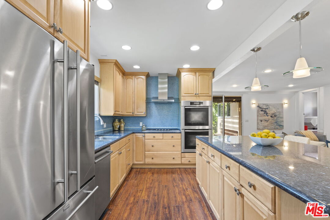 10300 Northvale Road Los Angeles, CA 90064 - Photo 10 of 27 Gallery Image 10