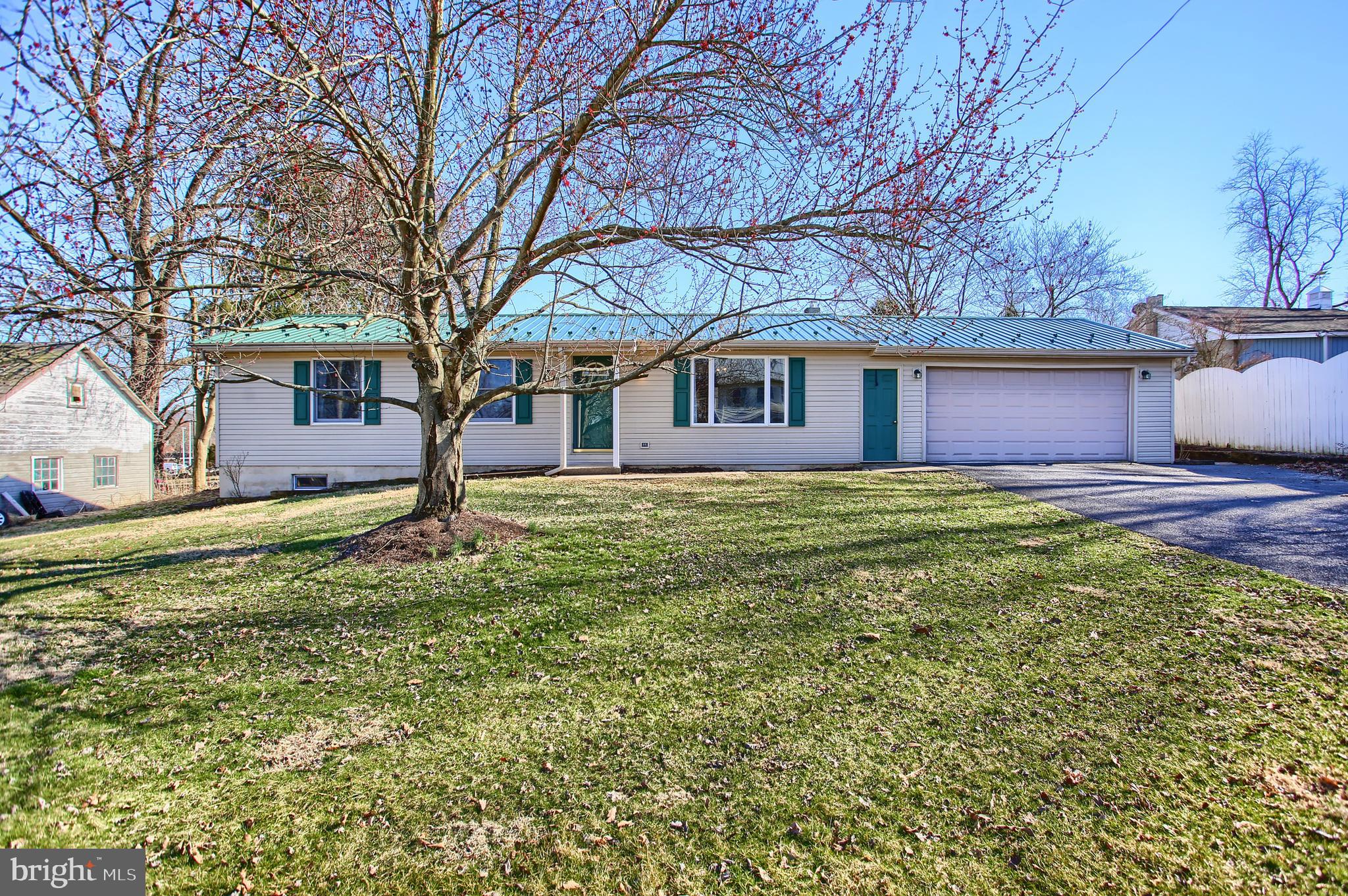 17 West Springville Road Boiling Springs, PA 17007 - Photo 1 of 24 Gallery Image 1