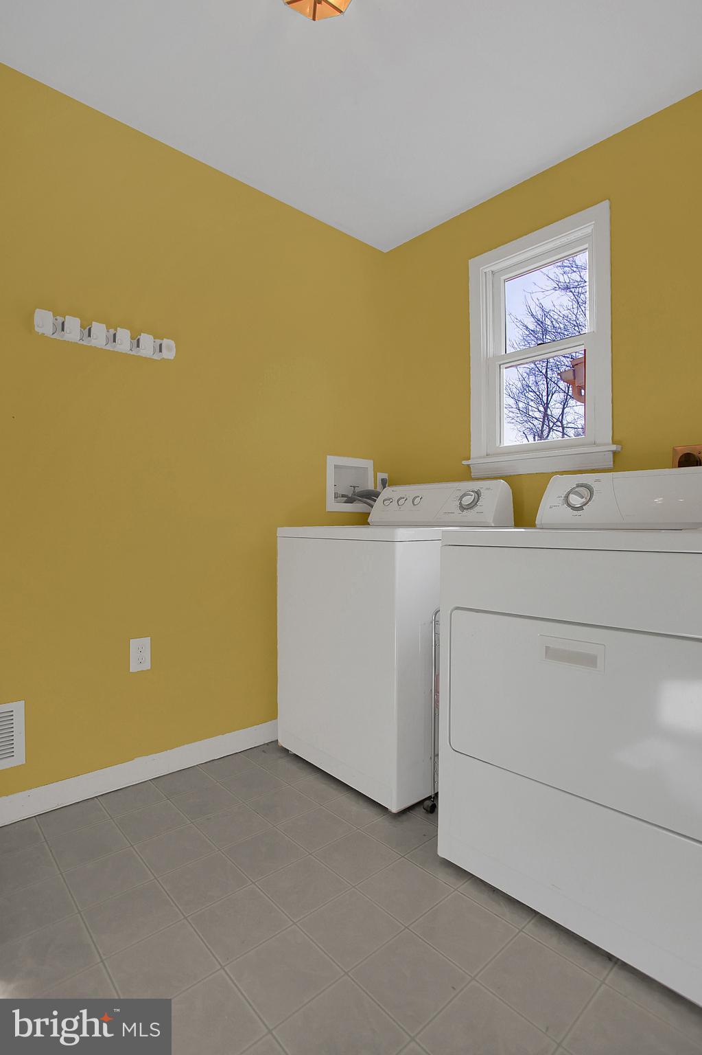 17 West Springville Road Boiling Springs, PA 17007 - Photo 17 of 24 Gallery Image 17