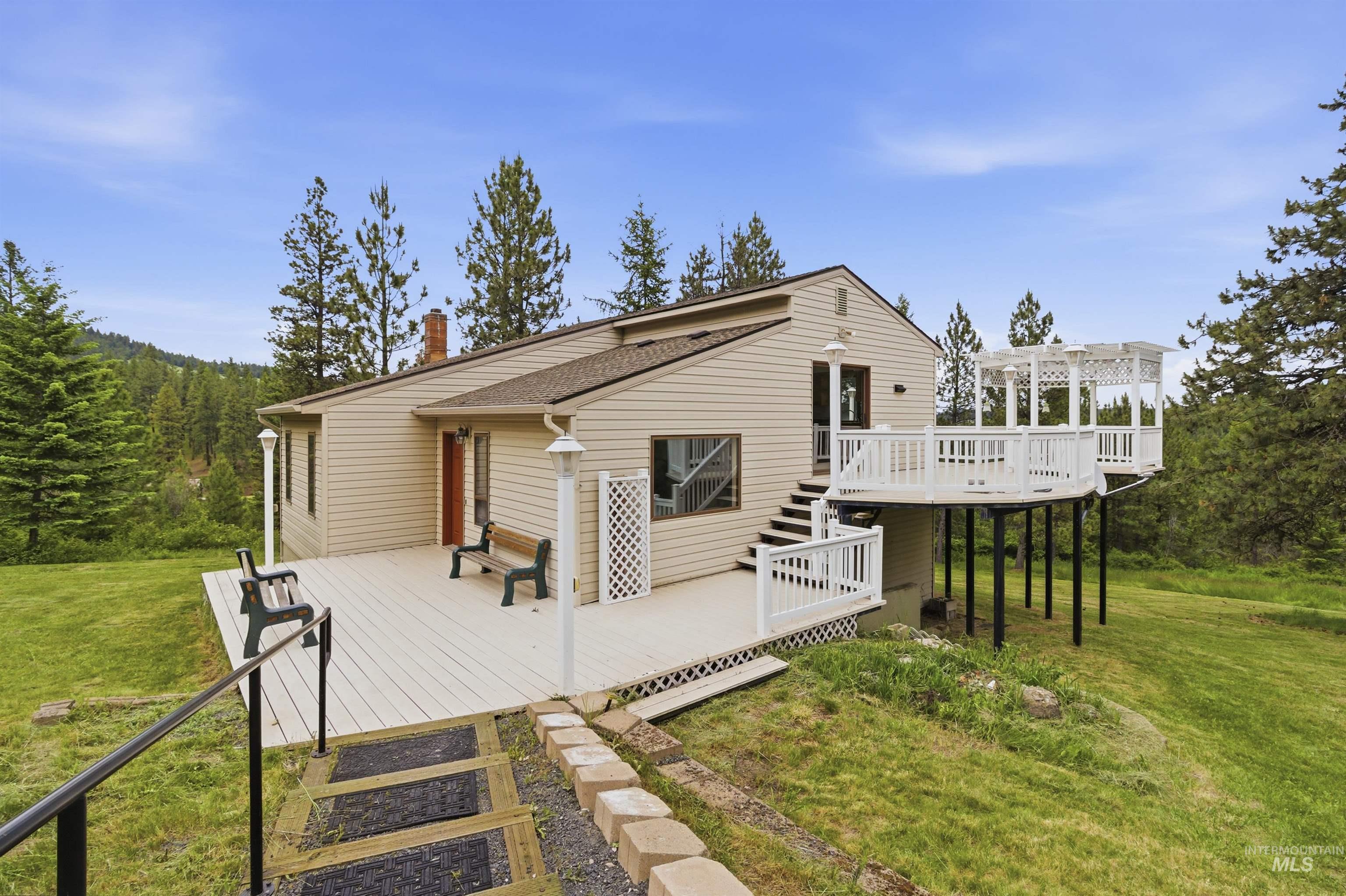 1415 Four Mile Road Viola, ID 83872 - Photo 3 of 49