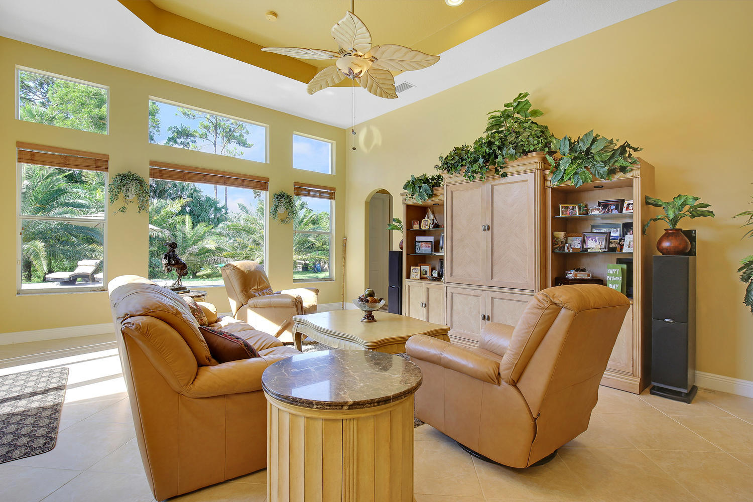 9650 Sandy Run Road Jupiter, FL 33478 - Photo 11 of 30 Family room