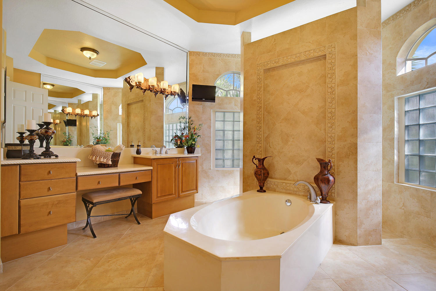9650 Sandy Run Road Jupiter, FL 33478 - Photo 15 of 30 Master bath