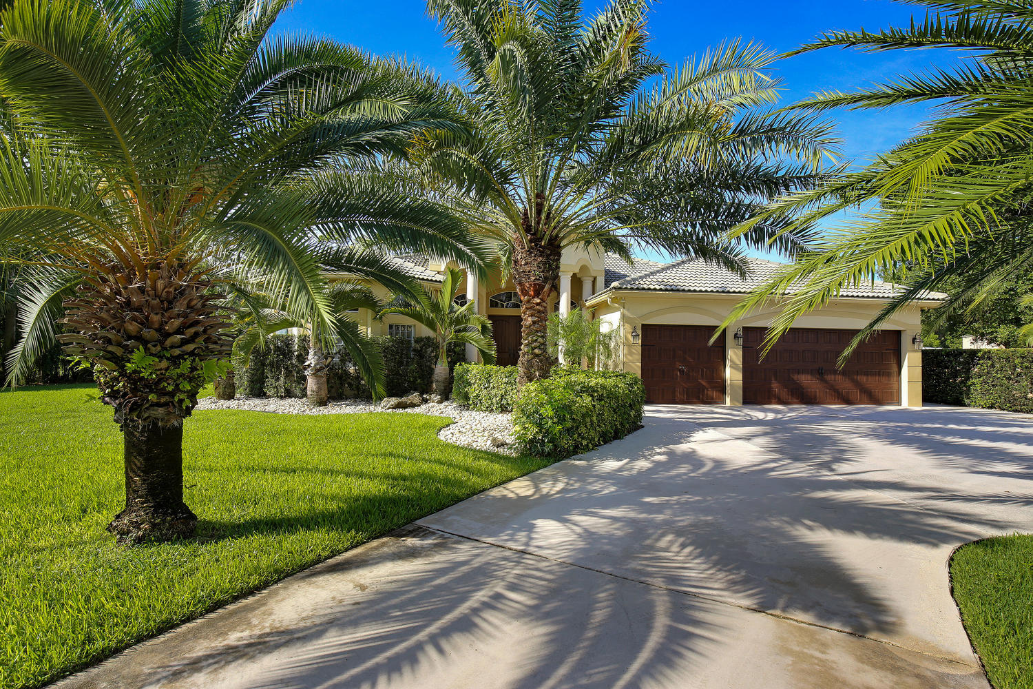 9650 Sandy Run Road Jupiter, FL 33478 - Photo 2 of 30 3 car garage