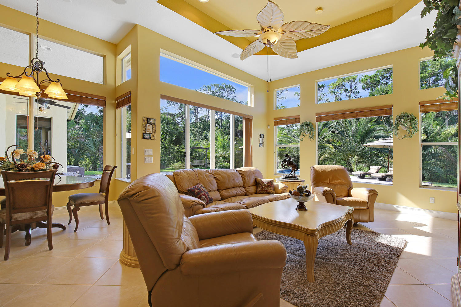 9650 Sandy Run Road Jupiter, FL 33478 - Photo 10 of 30 Family room