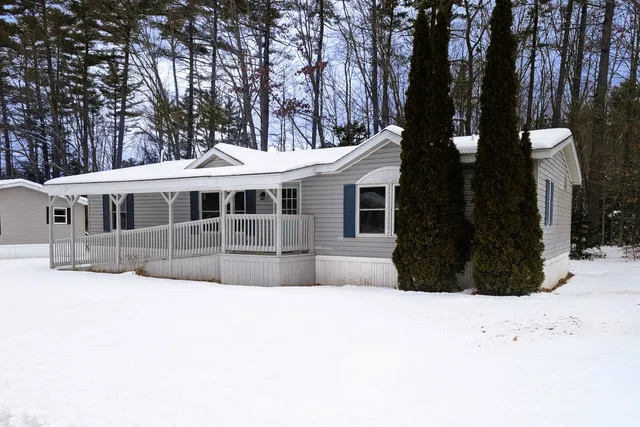 $189,500 | 74 Lamplighter's Drive, Conway, NH 03860