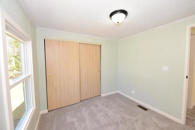 $189,500 | 74 Lamplighter's Drive, Conway, NH 03860