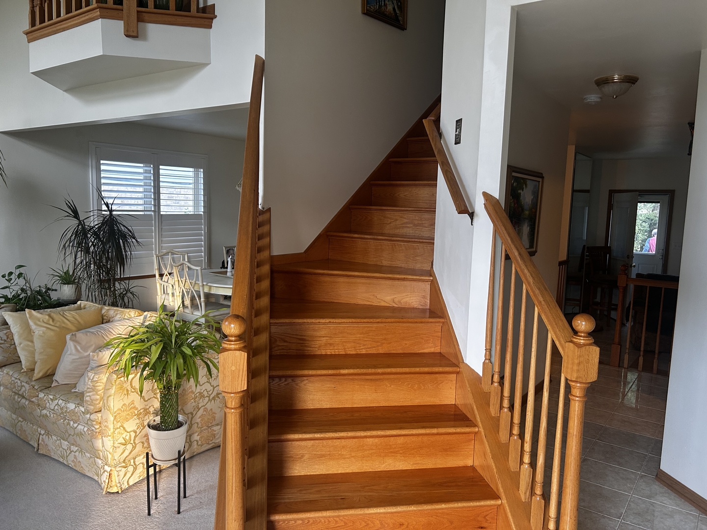 18623 Augusta Lane Hazel Crest, IL 60429 - Photo 4 of 21 a view of entryway and hall with wooden floor