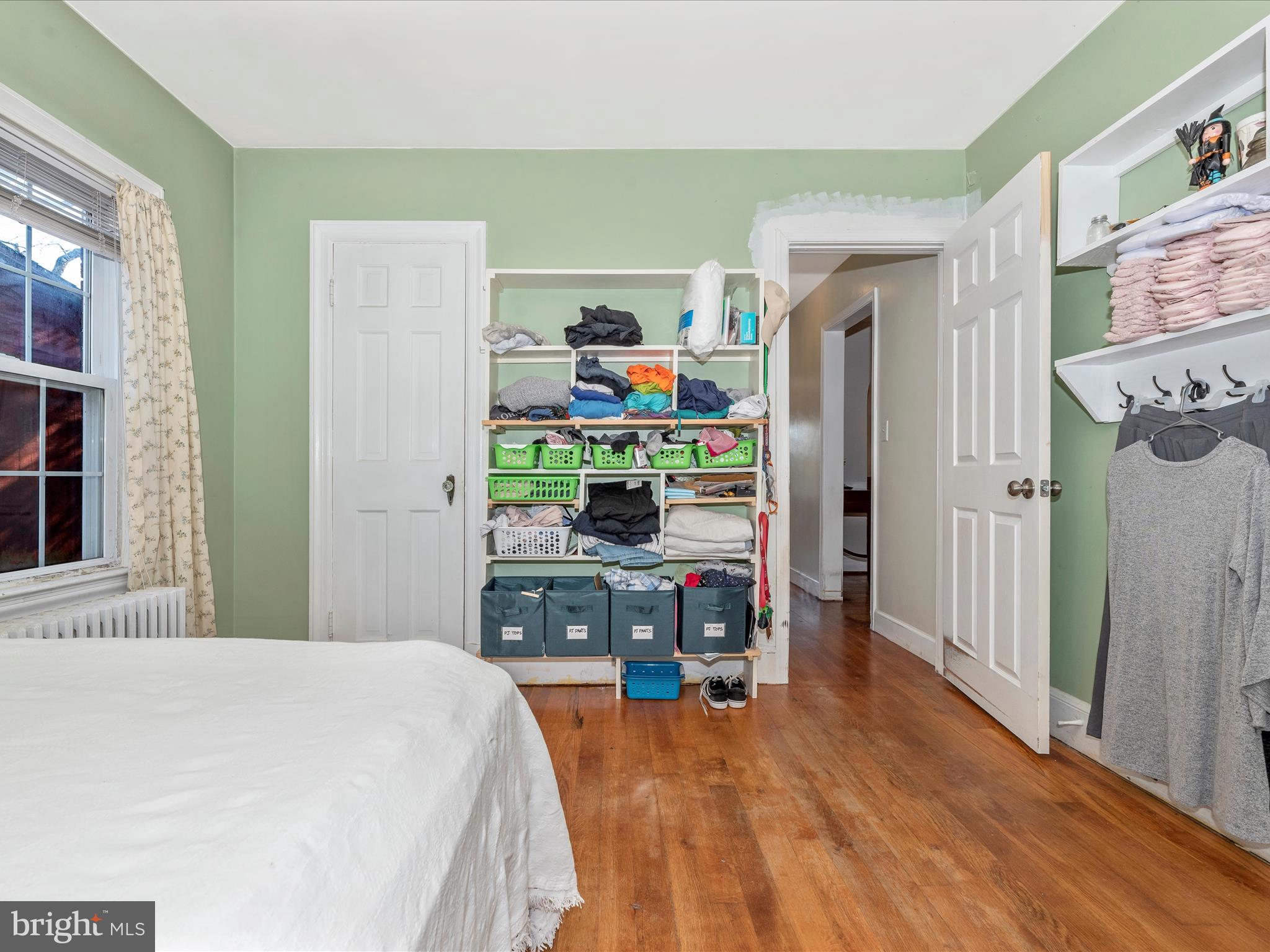 26946 Ridge Road Damascus, MD 20872 - Photo 27 of 53 Primary Bedroom Main Floor