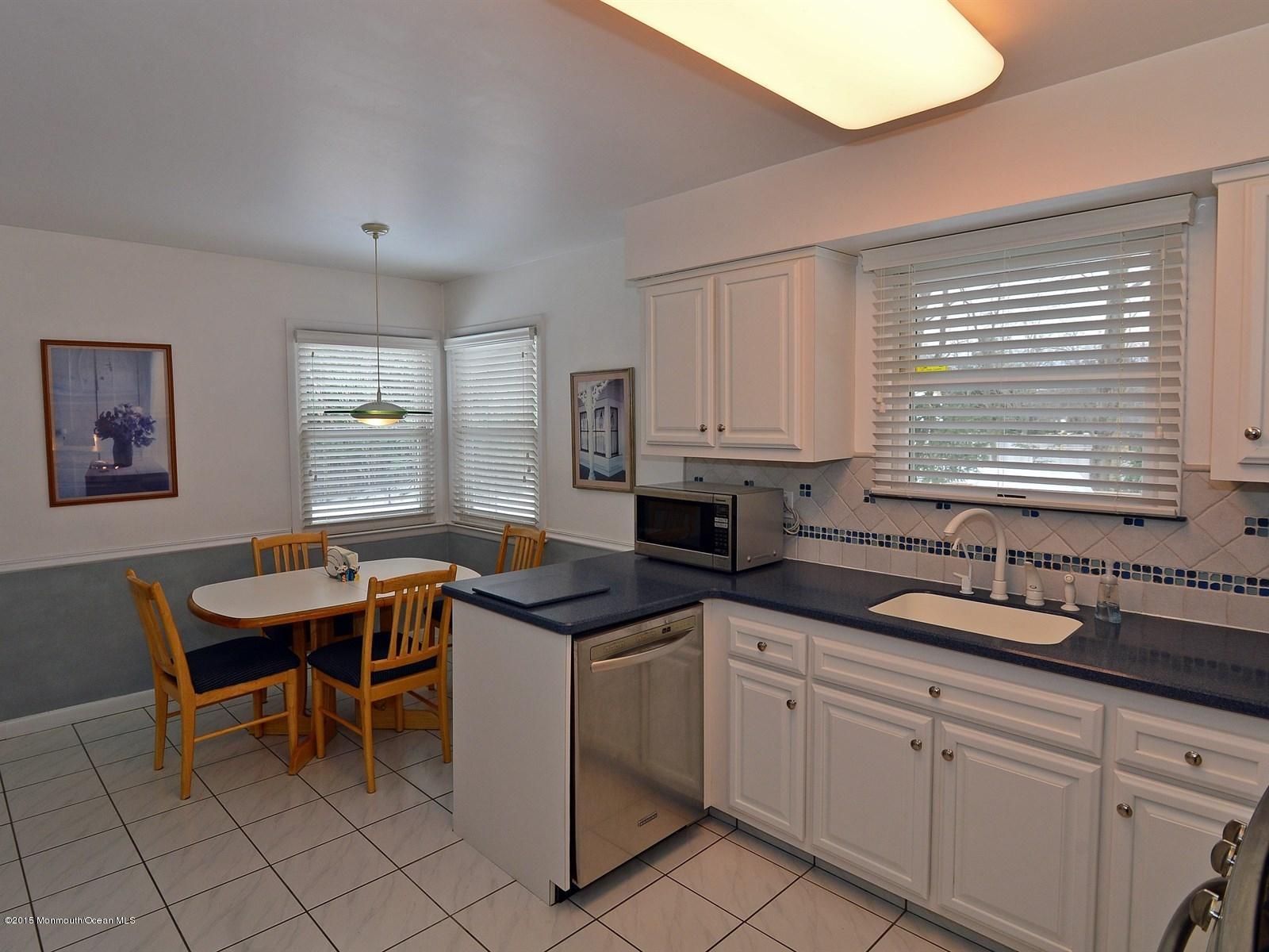1 Harvey Road Morganville, NJ 07751 - Photo 4 of 21 Kitchen
