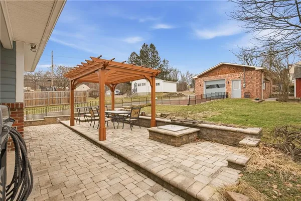 $289,000 | 413 Broadway Street, Rockwood, PA 15557