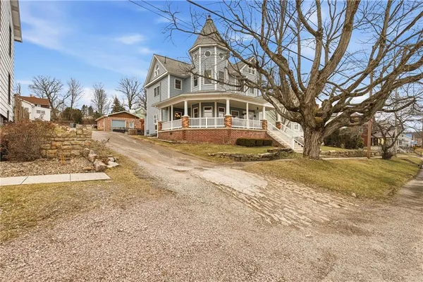 $289,000 | 413 Broadway Street, Rockwood, PA 15557
