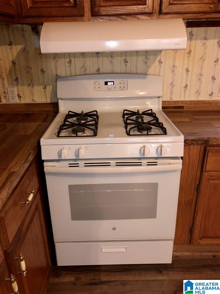 1035 Valley Road Ragland, AL 35131 - Photo 7 of 26