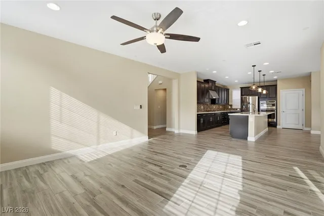 $3,900 | 2198 Trivero Street, Henderson, NV 89044