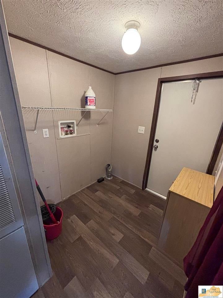 315 Barricks Road Louisville, KY 40229 - Photo 16 of 28 Gallery Image 16