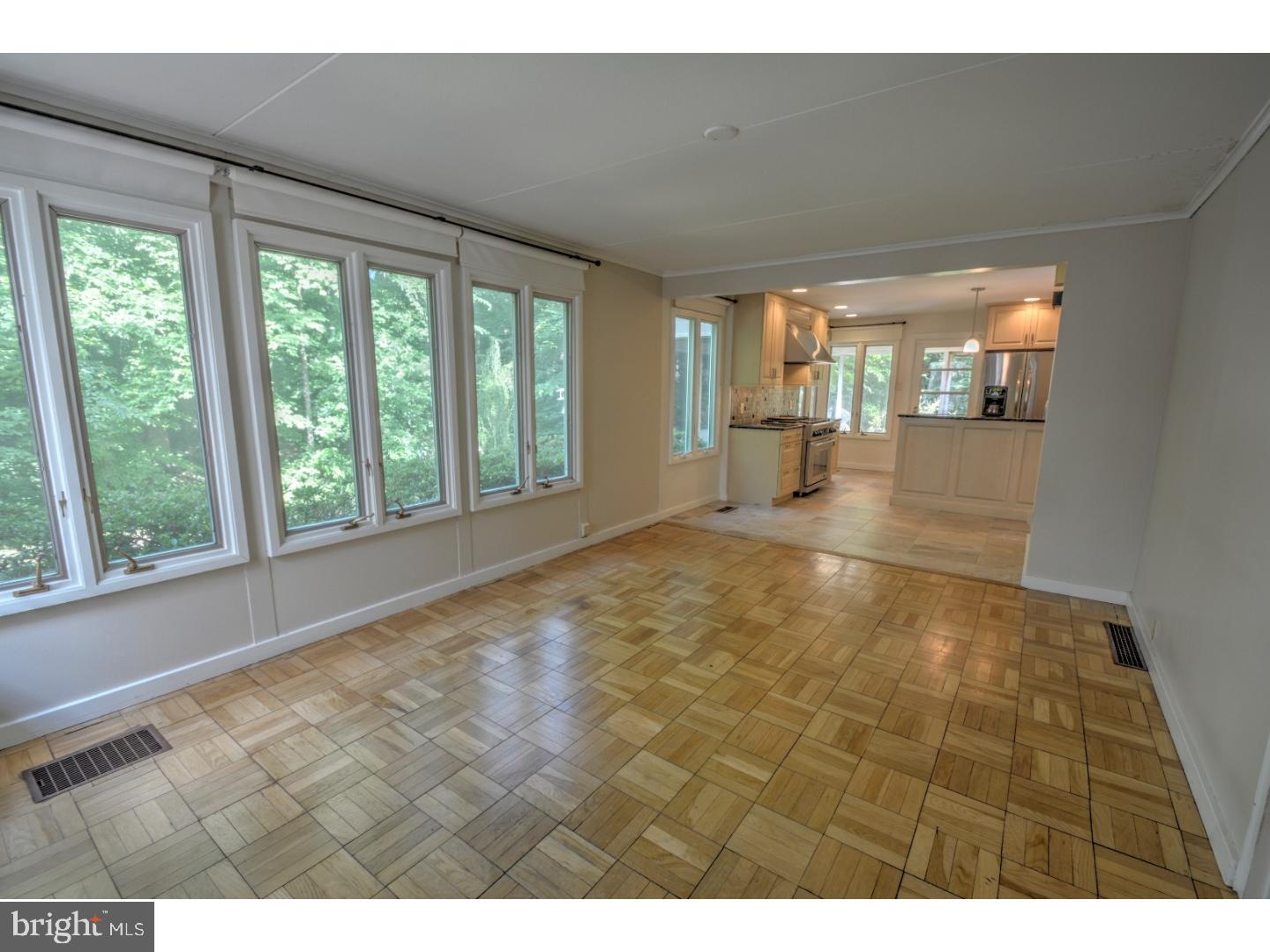 1013 Overbrook Road Wilmington, DE 19807 - Photo 10 of 23 Gallery Image 10