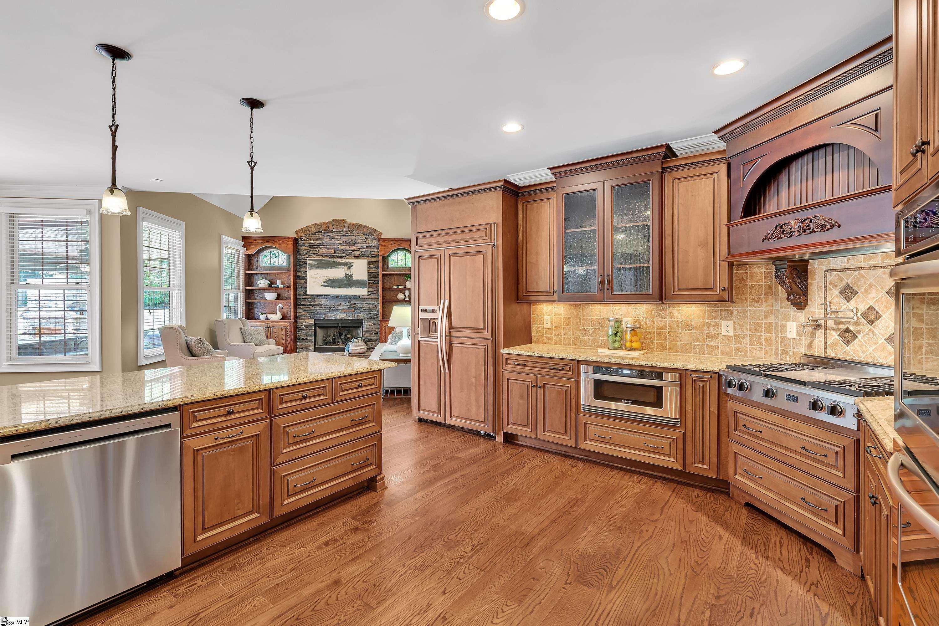 15 Fox Hunt Lane Greer, SC 29651 - Photo 10 of 32