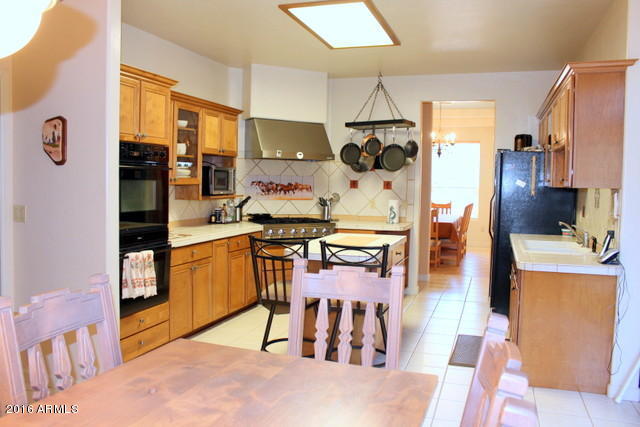 Kitchen 2