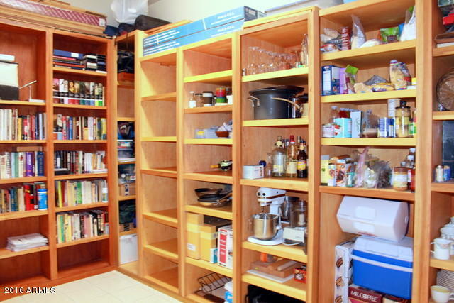 602 West Overland Road Payson, AZ 85541 - Photo 9 of 26 Pantry Walk in