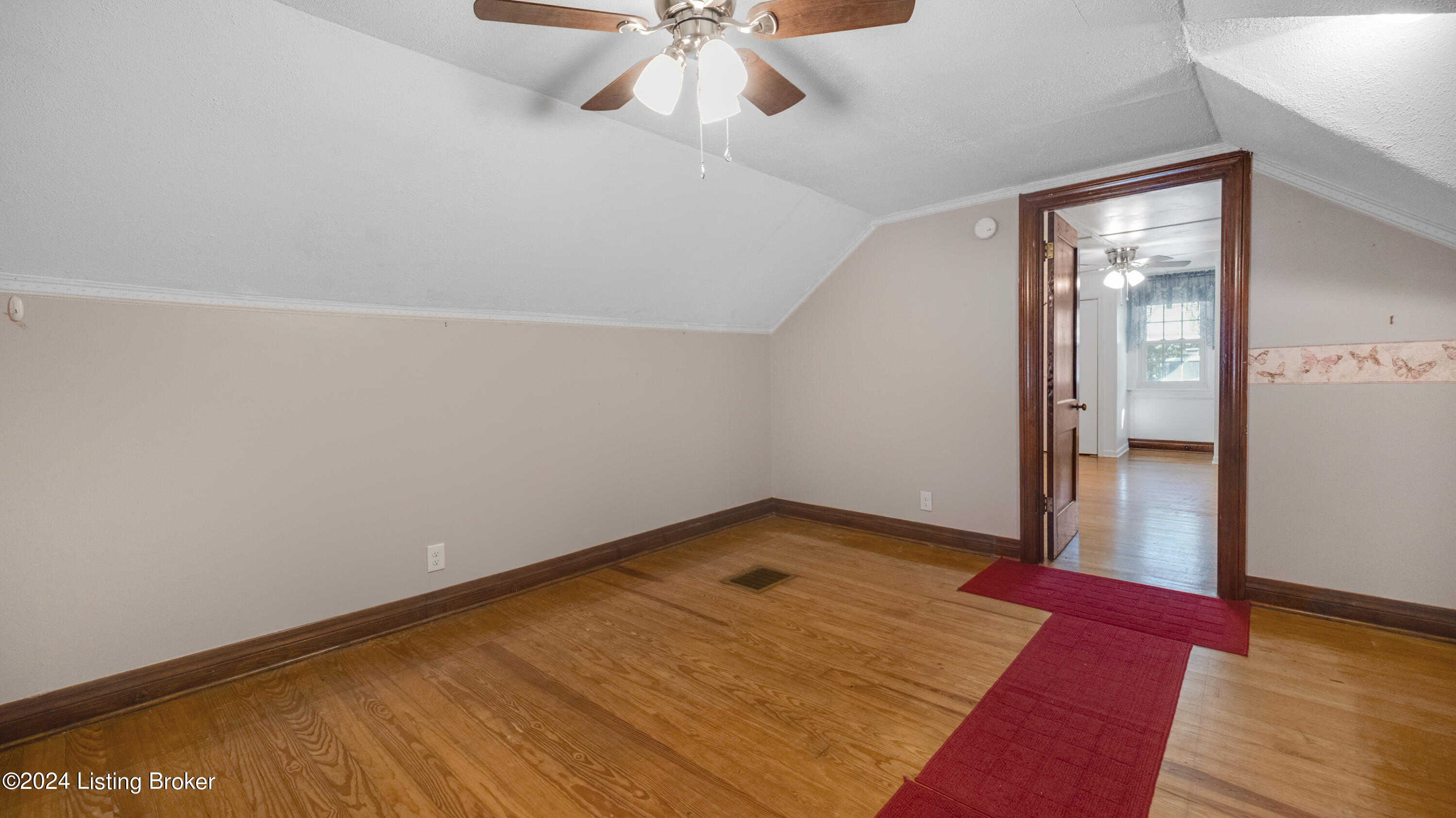 2704 Ralph Avenue Louisville, KY 40216 - Photo 33 of 56 2704 Ralph Ave-1028