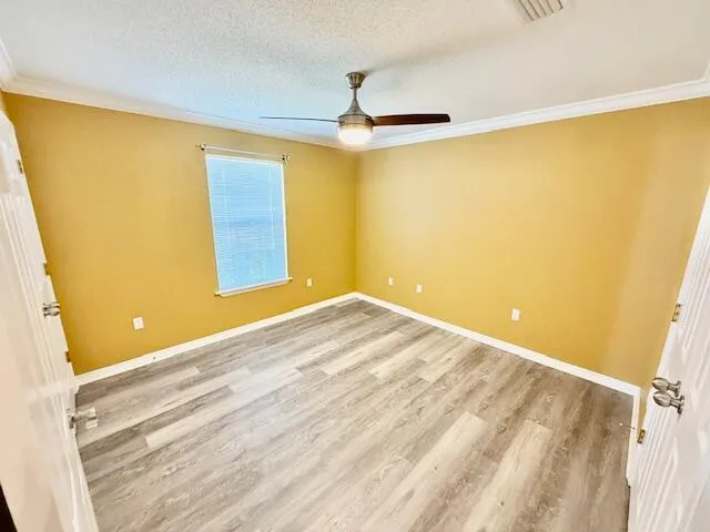 $2,750 | 1979 Rue La Fontaine, Navarre, FL 32566