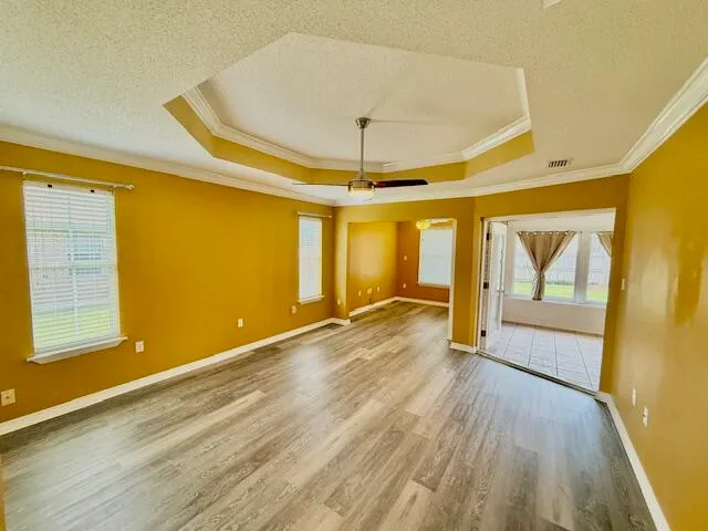 $2,750 | 1979 Rue La Fontaine, Navarre, FL 32566