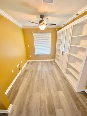 $2,750 | 1979 Rue La Fontaine, Navarre, FL 32566