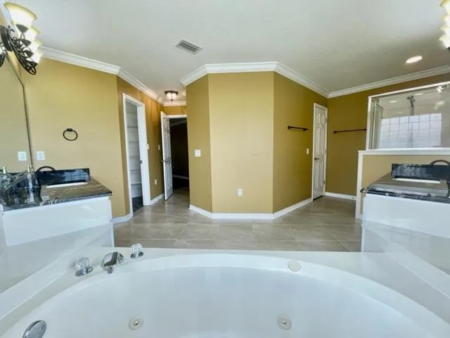 $2,750 | 1979 Rue La Fontaine, Navarre, FL 32566