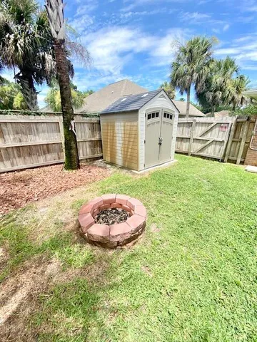 $2,750 | 1979 Rue La Fontaine, Navarre, FL 32566