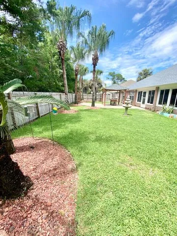 $2,750 | 1979 Rue La Fontaine, Navarre, FL 32566