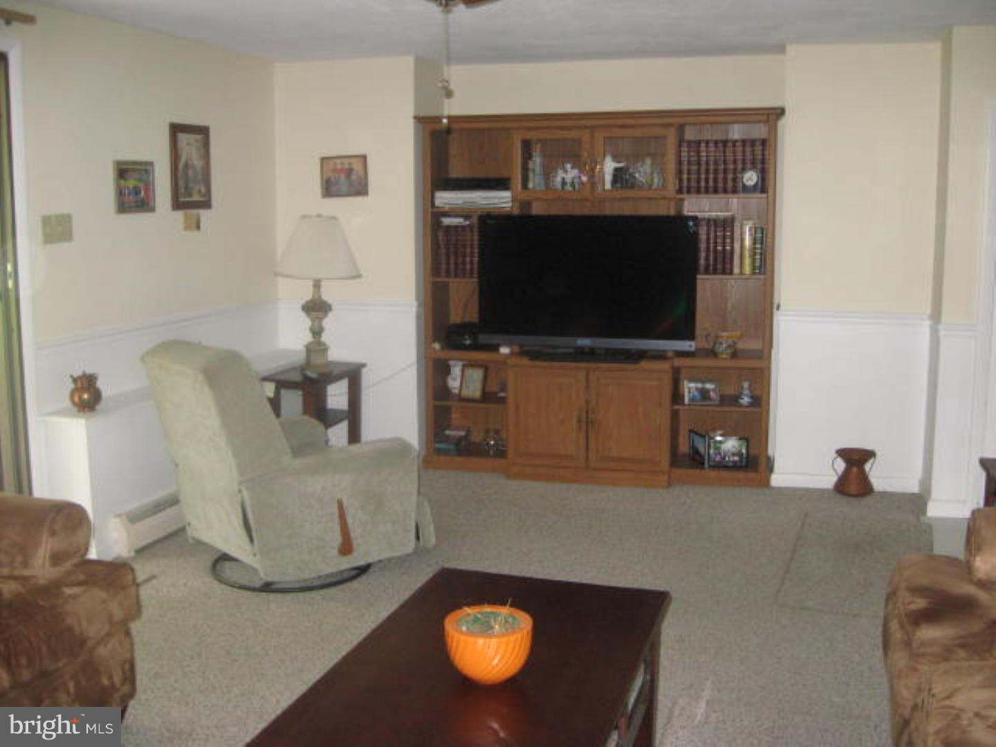 136 Cardinal Road Chalfont, PA 18914 - Photo 12 of 23 Gallery Image 12
