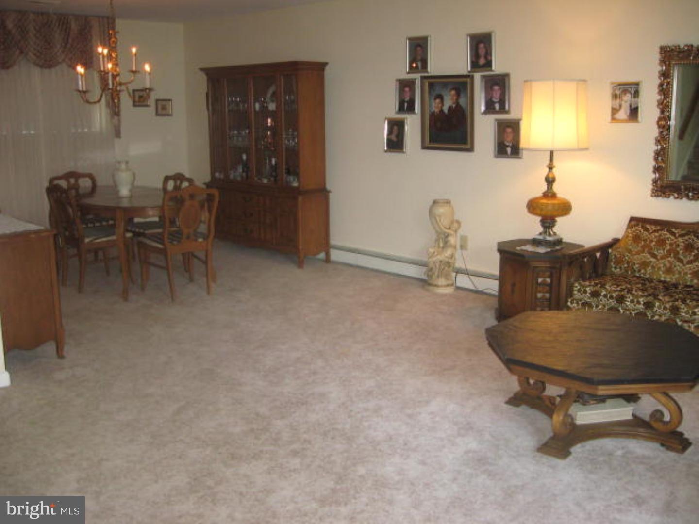 136 Cardinal Road Chalfont, PA 18914 - Photo 5 of 23 Gallery Image 5