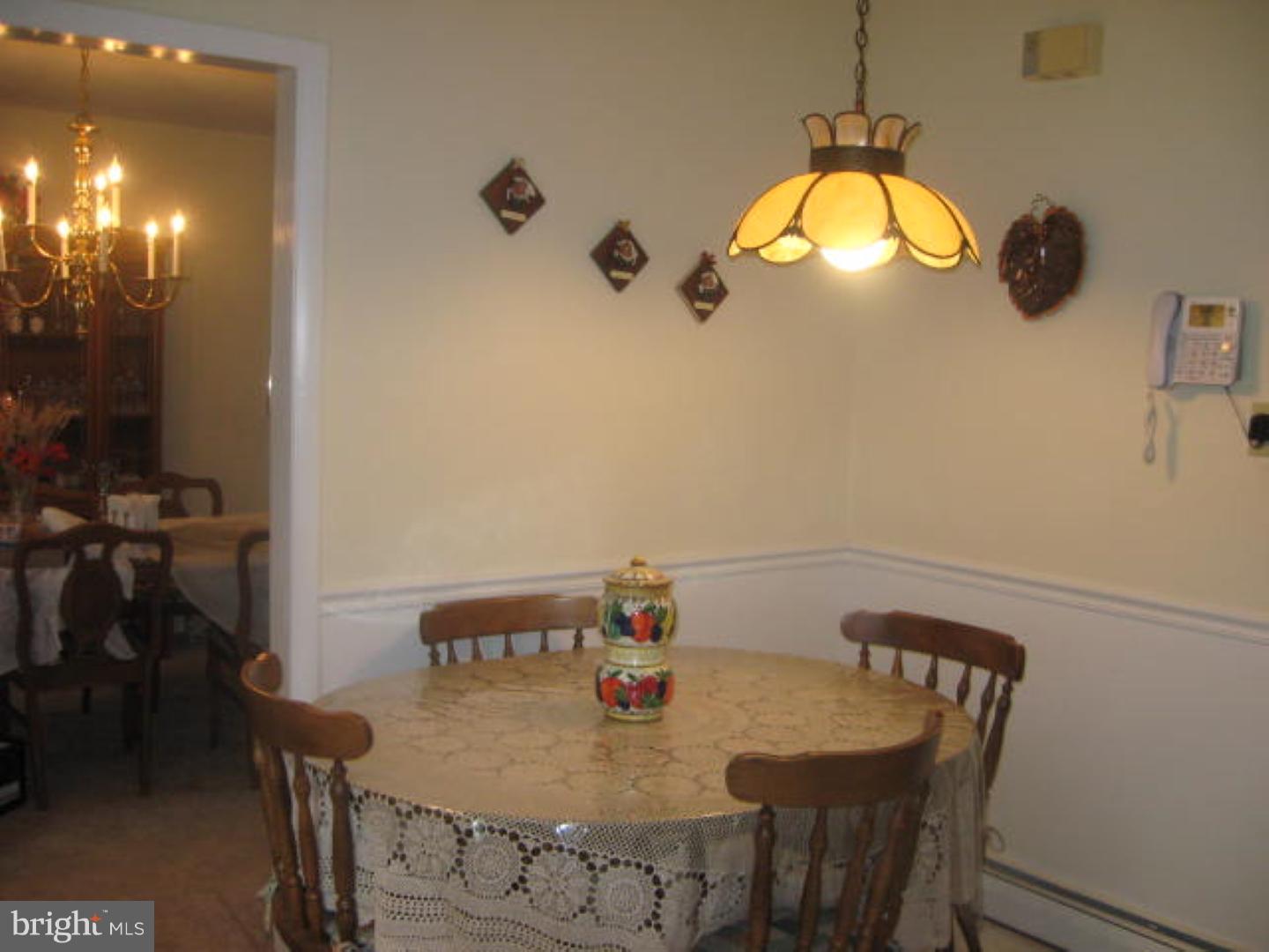 136 Cardinal Road Chalfont, PA 18914 - Photo 8 of 23 Gallery Image 8