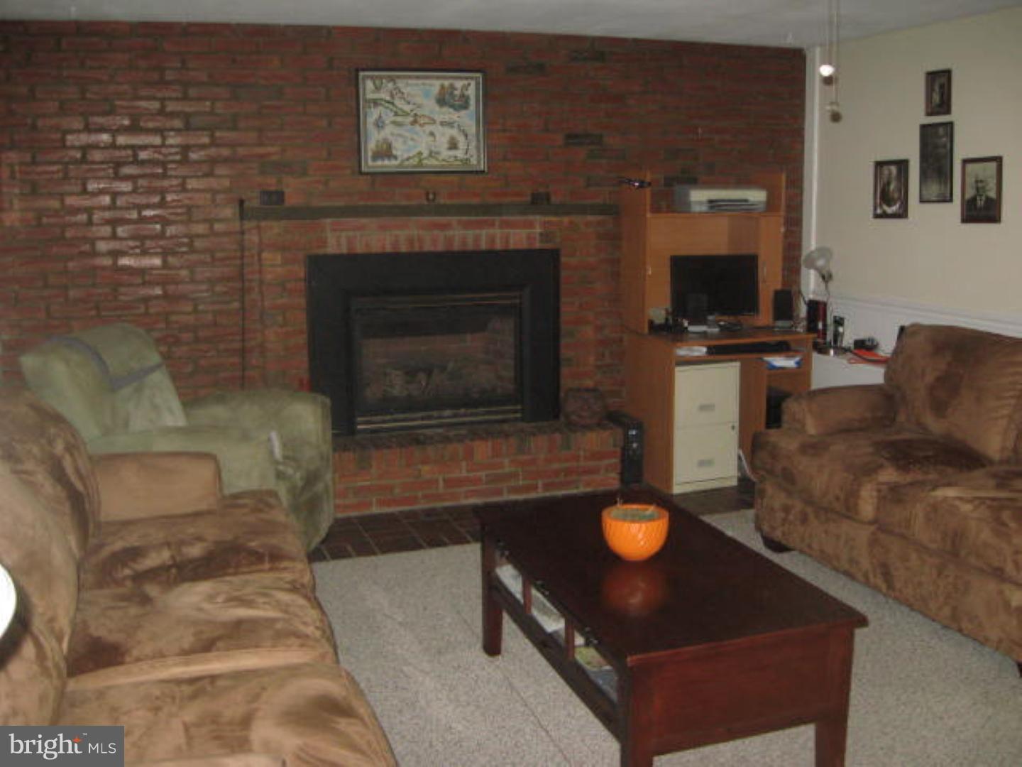 136 Cardinal Road Chalfont, PA 18914 - Photo 10 of 23 Family Room