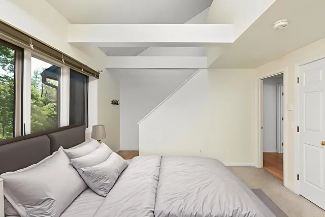 $469,000 | 5 College Hl Road, Hanover, NH 03755