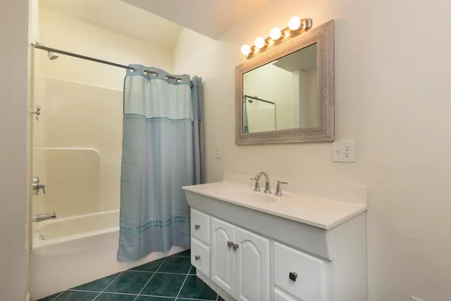 $469,000 | 5 College Hl Road, Hanover, NH 03755