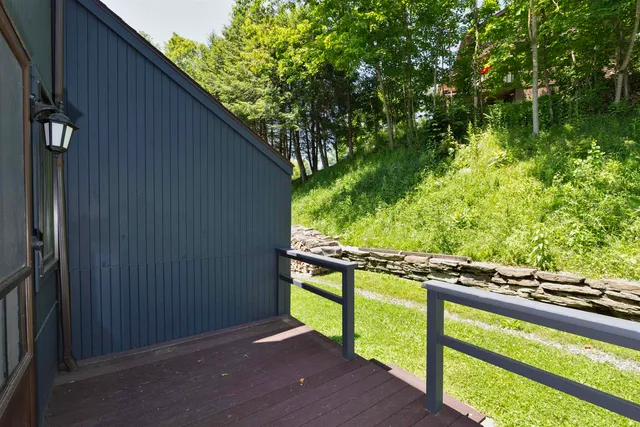 $469,000 | 5 College Hl Road, Hanover, NH 03755