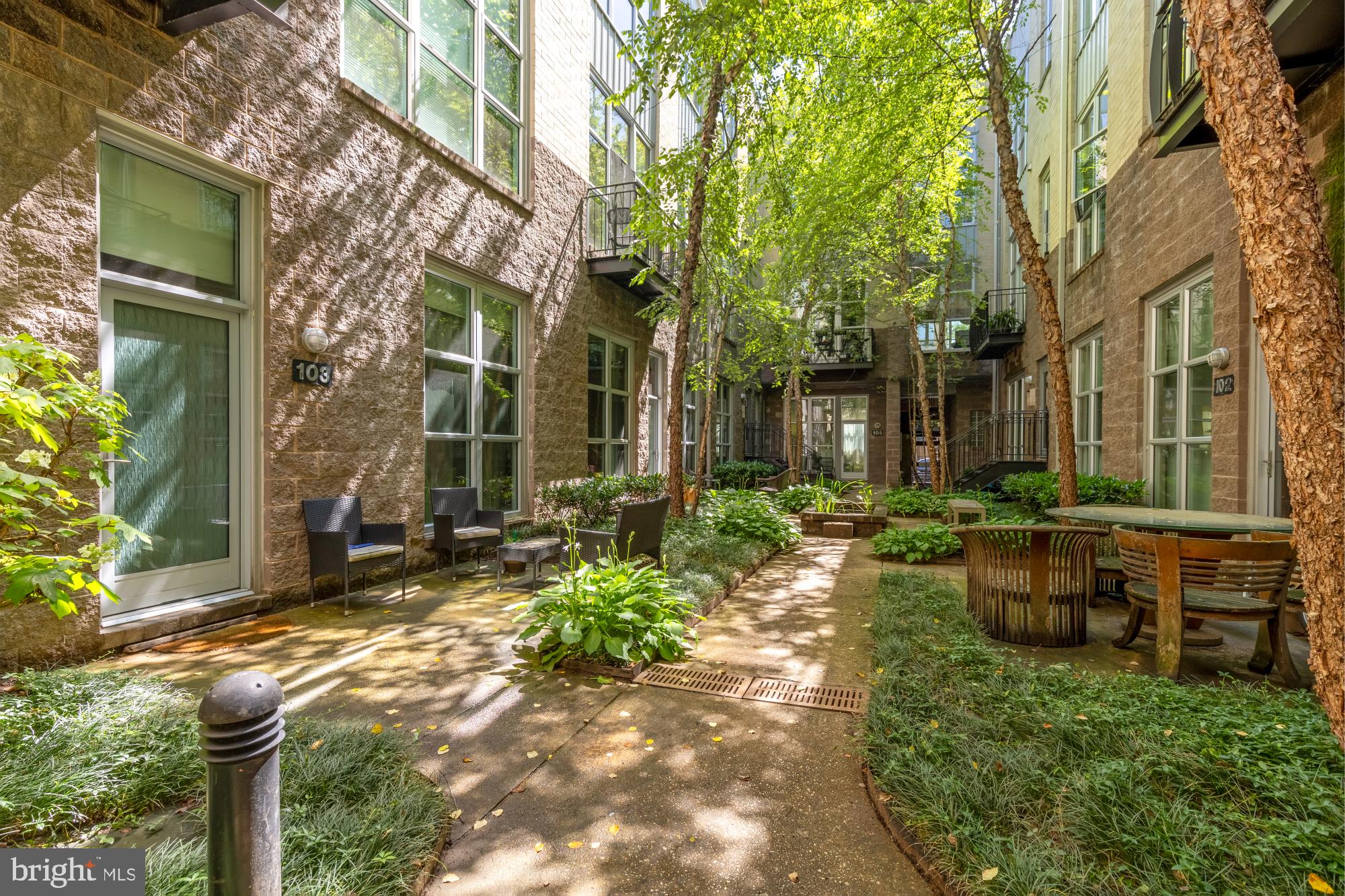 2380 Champlain Street Northwest, Unit 203 Washington, DC 20009 - Photo 43 of 45