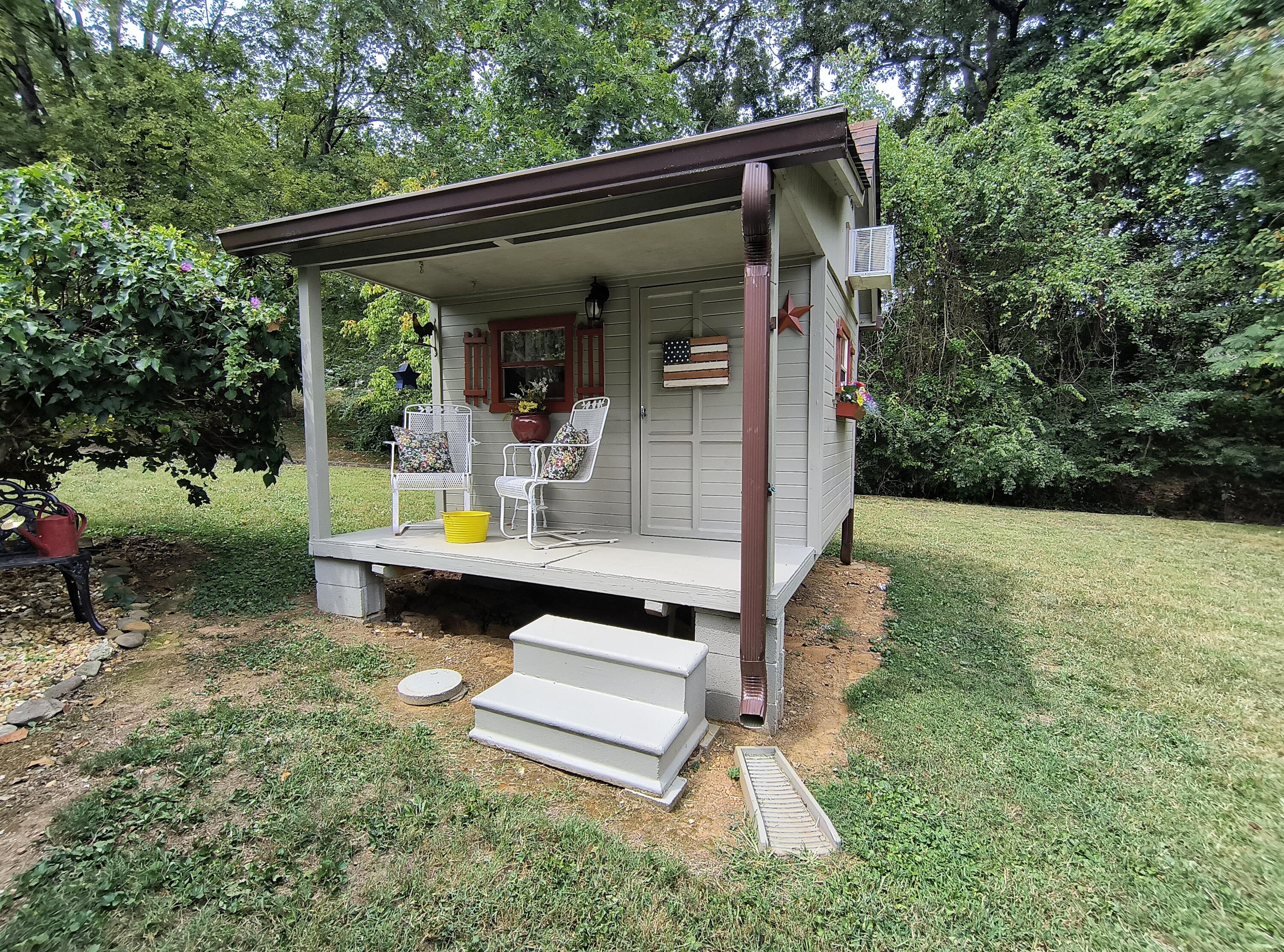 119 Frawley Road Chattanooga, TN 37412 - Photo 14 of 48 THE OG SHE SHED
