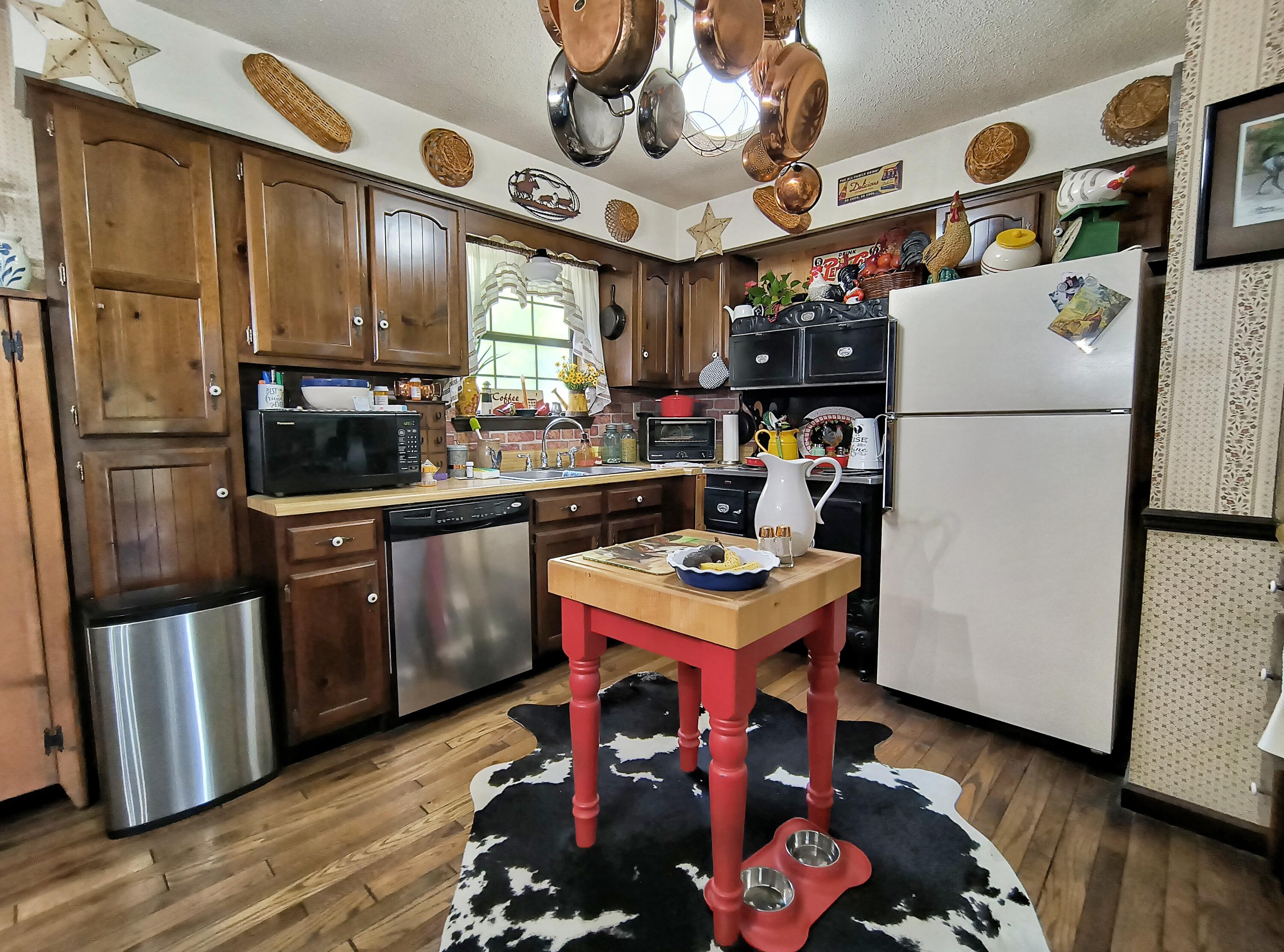 119 Frawley Road Chattanooga, TN 37412 - Photo 23 of 48 It's Empty Now :(