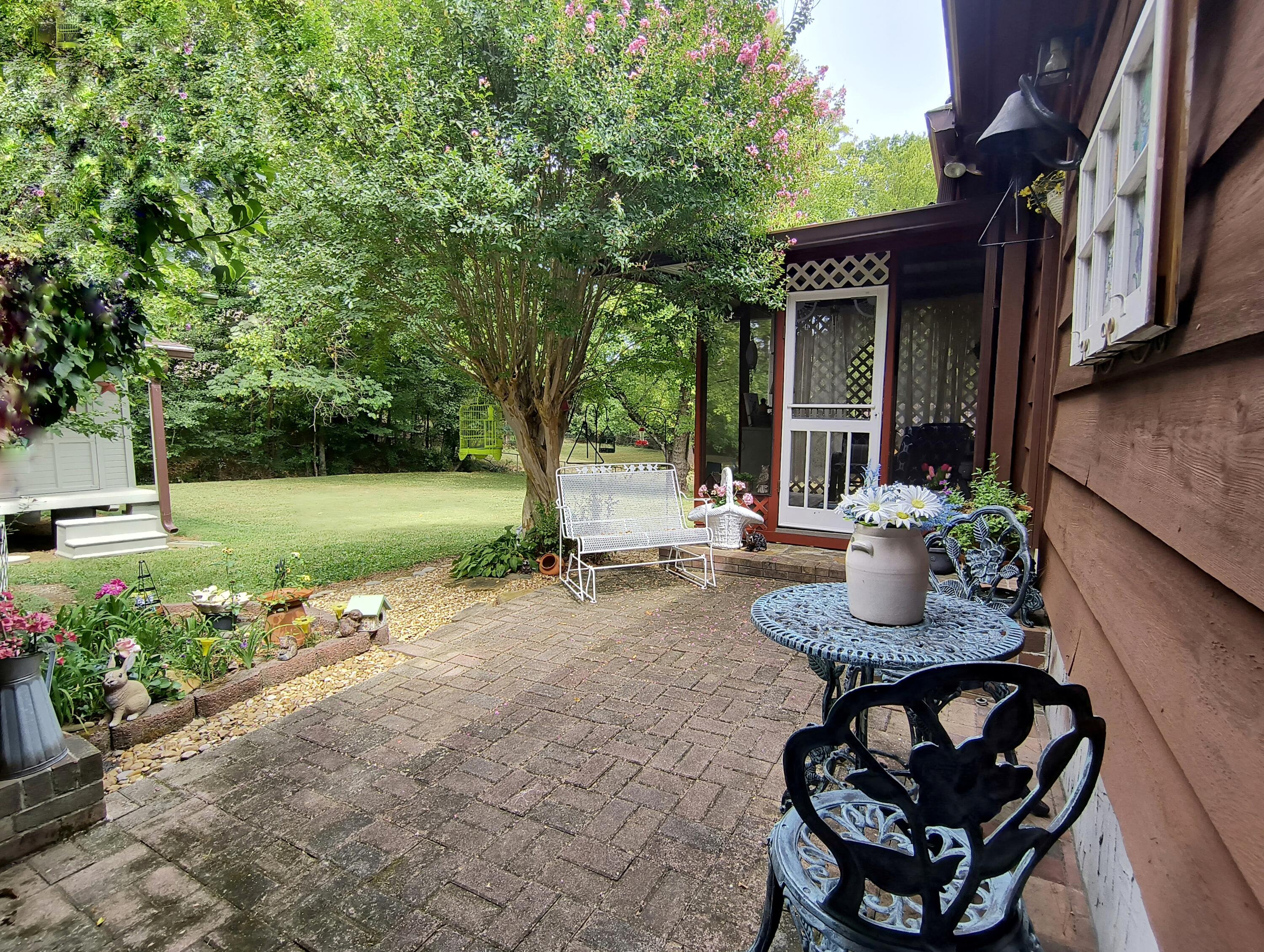 119 Frawley Road Chattanooga, TN 37412 - Photo 9 of 48 Privacy !