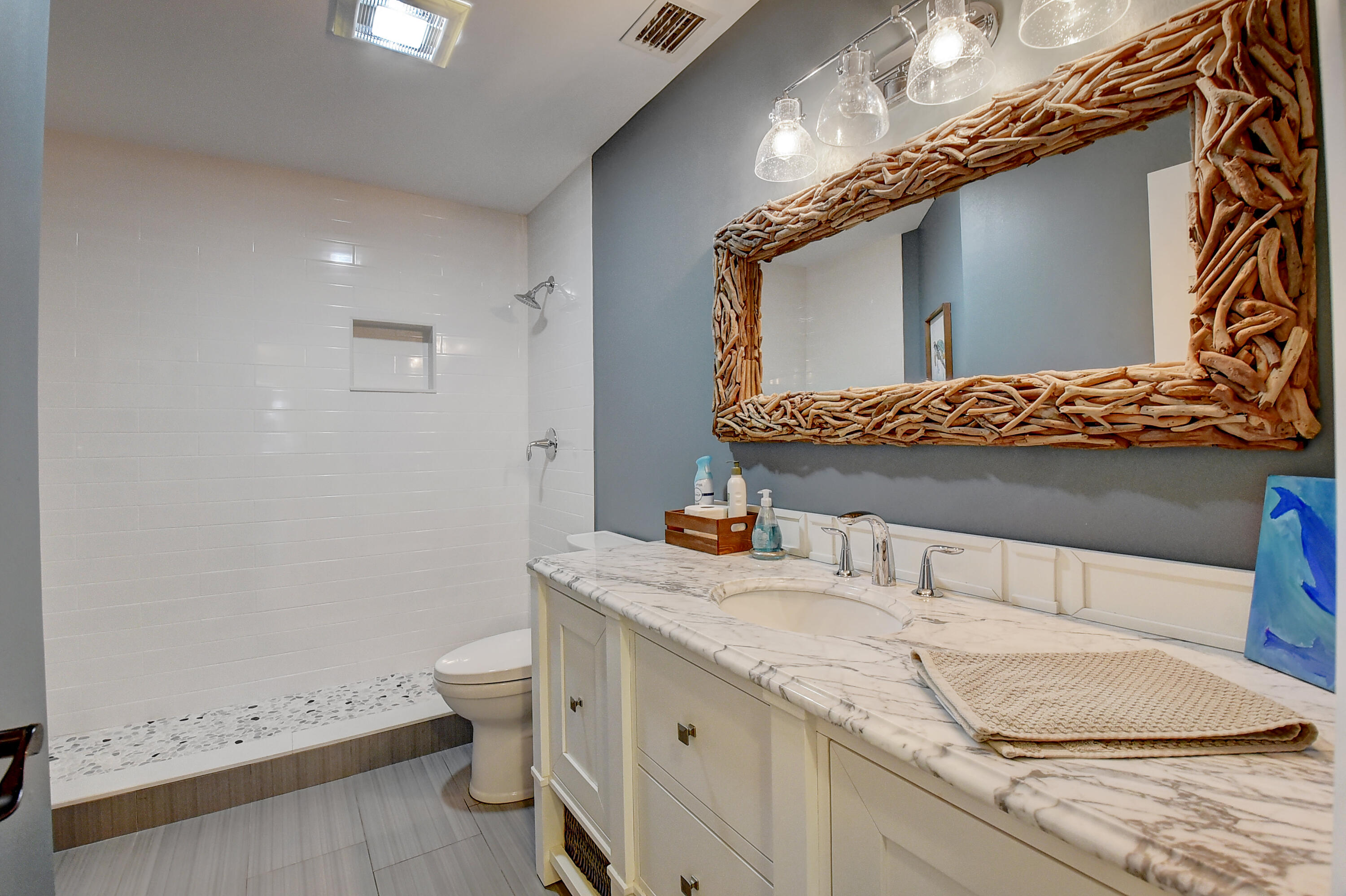 1990 Parkside Circle South Boca Raton, FL 33486 - Photo 20 of 45 Downstairs Full Bath